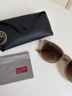 Ray-Ban ベージュ サングラス