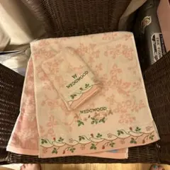 wild strawberry towels×2