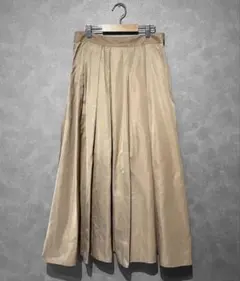 美品 URBAN RESEARCH DOORS ランダムタックメモリースカート