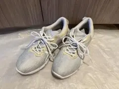 ASICS （ゲルクォンタム 90 2 TRL）スニーカーのサムネイル