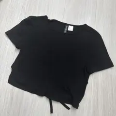 ブラック クロップドTシャツ 半袖