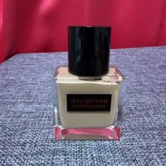 shu uemura アンリミテッドケアツヤセラムファンデーション 554のサムネイル