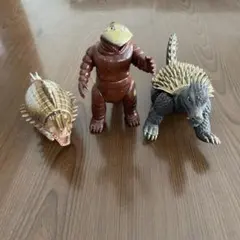 プ*チ様 ウルトラマンシリーズ 怪獣フィギュア 3体セット
