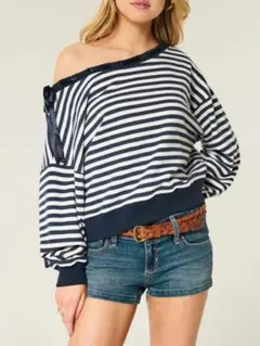 Hollister ストライプ柄オフショルダートップスのサムネイル