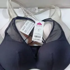 ブラジャー
