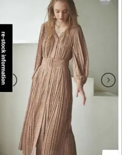 ◆Estella.K◆　プリーツワンピース　ドットのサムネイル