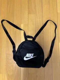 NIKE ミニリュックのサムネイル