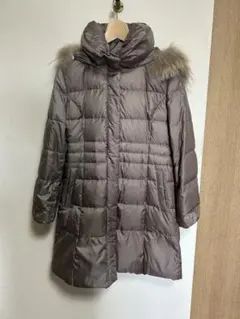 ブラウン フード付きダウンジャケット