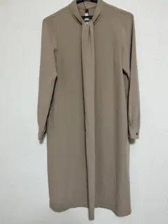 PLST ベージュ 長袖 ワンピース