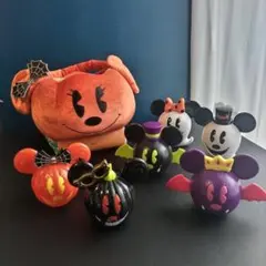 東京ディズニーリゾート ハロウィンフィギュア6個　 かぼちゃのお菓子入れ