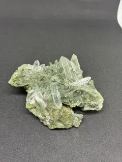 希少石 ビッグサイズ インド マニハール 水晶 クラスター クローライト