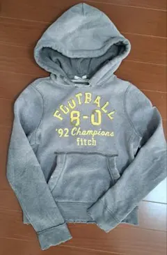 Abercrombie&Fitchのパーカー