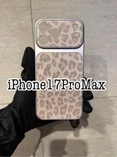 iPhone17ProMaxケース　白レオパード　ヒョウ柄　ホワイト　惚れる