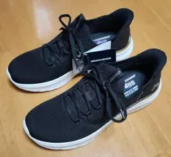 黒スニーカー スニーカー