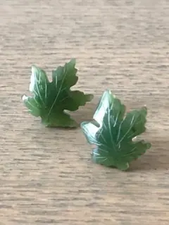 天然石　翡翠？ピアス