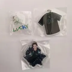 &TEAM K ケイ　手書き　めじるし　アクリルチャーム　十五夜　POPUP &TEAM K ケイ 手書き めじるし アクリルチャーム 十五夜 POPUP - メルカリ
