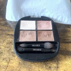 【値下げ】コスメデコルテ　スキンシャドウ　デザイニング　パレットのサムネイル