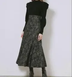 スナイデル ヘムフレアマーメイドスカート