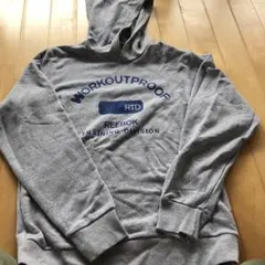 Reebokパーカー