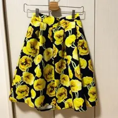 ひざ丈スカート　スカート　花柄　フレアスカート　フラワー　イエロー