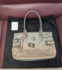 Item thumbnail for item 66adc8c0-1b17-4c7c-a624-b7069d9781bf