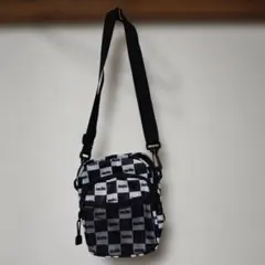 WANIMA　チェック柄 クロスボディバッグ