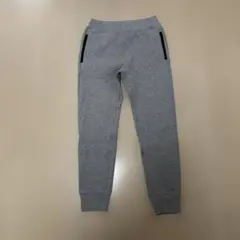 ドライスウェットパンツ　ユニクロ　UNIQLO グレー パンツ 140サイズ