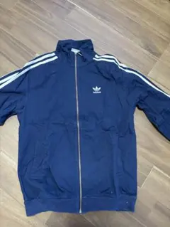 adidas originals ネイビー ジャケット S