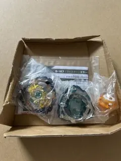 新品未開封品】メタルファイトベイブレード ファングレオーネ 緑 WBBA