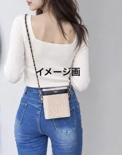 シャネル レ ベージュ パニエ デ エサンシエル バケットポーチのみ