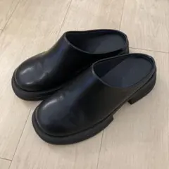 スリッポンサンダル