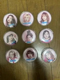 TWICE 缶バッチ