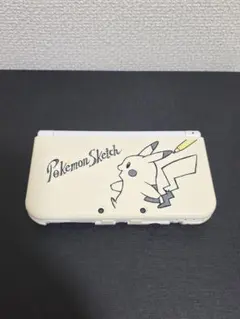 希少☆NEW ニンテンドー3DS LL パールホワイト ピカチュウ 保護カバー付