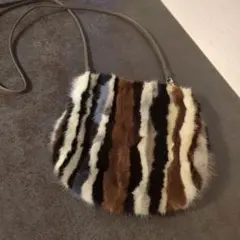 Item thumbnail for item 121ad175-1a88-45a3-b7e4-2d4628a54069