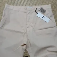 ユニクロ　ストレートパンツ ナチュラル