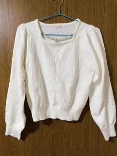 【evelyn】ロゴネックレスニットのサムネイル