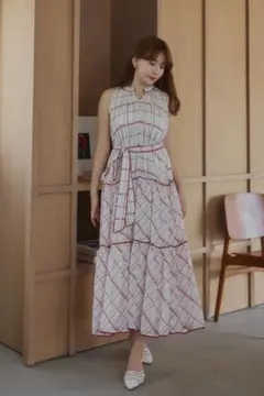 新品タグ付✨herlipto Anduze Belted Check Dress - メルカリ