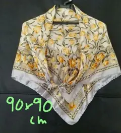 チューリップ 大判スカーフ 正方形 首もとの防寒に グレー 花柄スカーフ