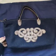 Item thumbnail for item 870b7fdf-be00-4580-a584-44d9df129786