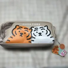 Item thumbnail for item 42fe04cd-3385-429b-b702-b9bd9a53a505