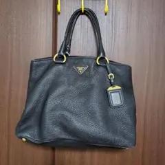 PRADA ブラック ハンドバッグ