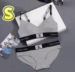 新品Calvin Klein ブラジャーショーツ グレーS