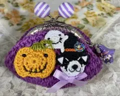 ハロウィンモチーフの紫色がま口