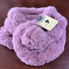 ファー素材ピンクネックウォーマー　タグ付き