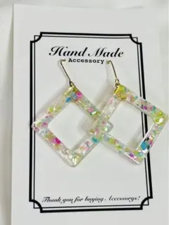 ハンドメイド　レジンピアス