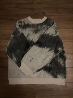 ジャギーニット