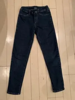 UNIQLO 150 スリムフィット デニムパンツ