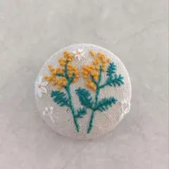 ハンドメイド　刺繍　ミモザのブローチorヘアゴム　No.12