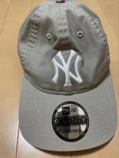 New Era 9TWENTY ベージュキャップ