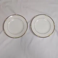 ウェッジウッド WEDGWOOD CAVENDISH プレート 2枚セット 黒壺 - メルカリ